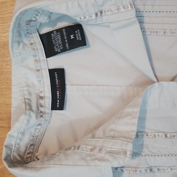 New York and company stretch cream button up short sleeve blouse medium - Picture 7 of 10